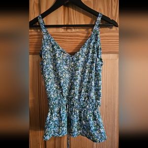 EUC Sienna Sky Floral shirt
